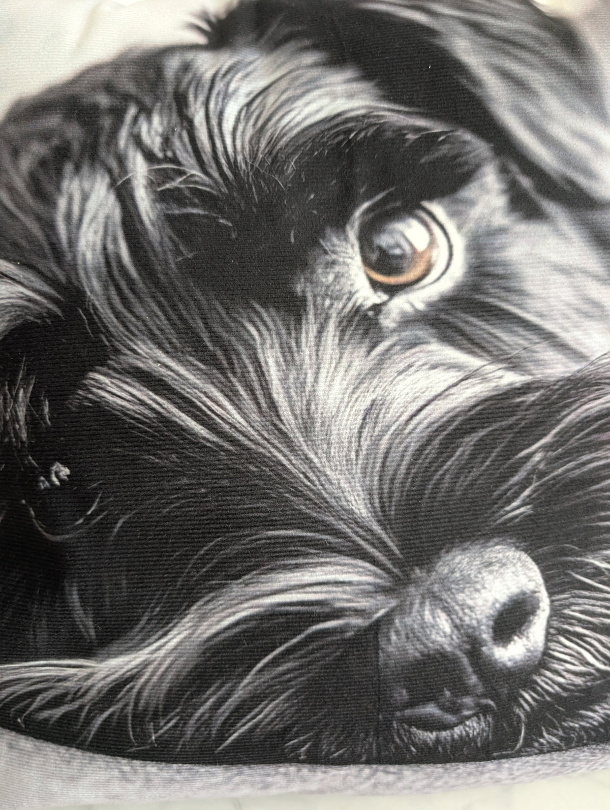 Black Schnauzer cushion – detail