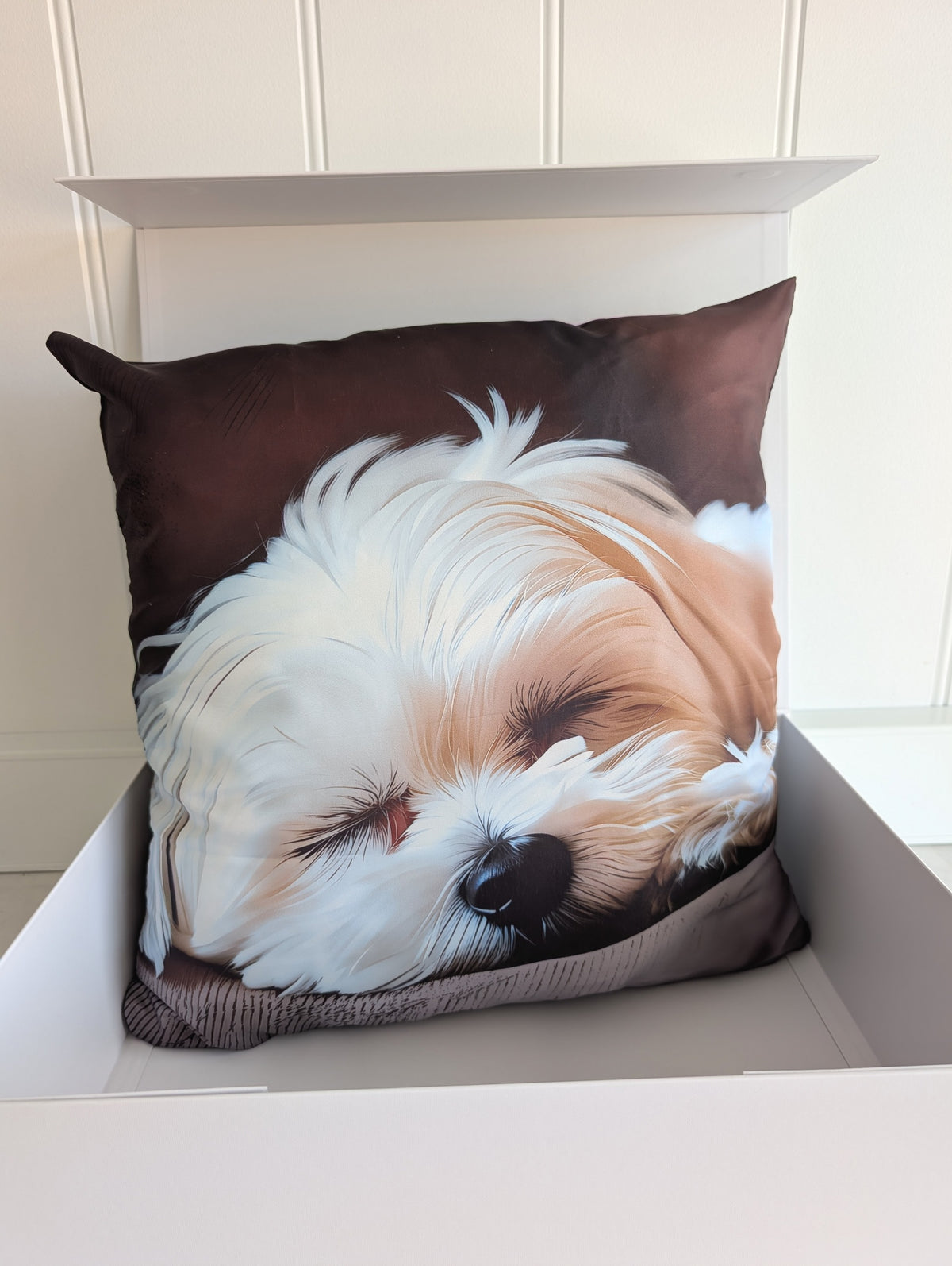White Puppy Sleeping cushion – gift box